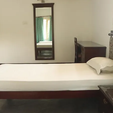 Fortbeach Service Apartments Kochi Exterior photo