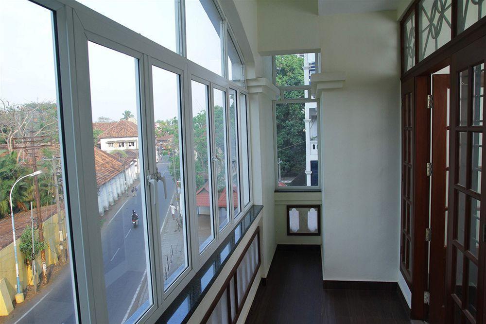 Fortbeach Service Apartment *